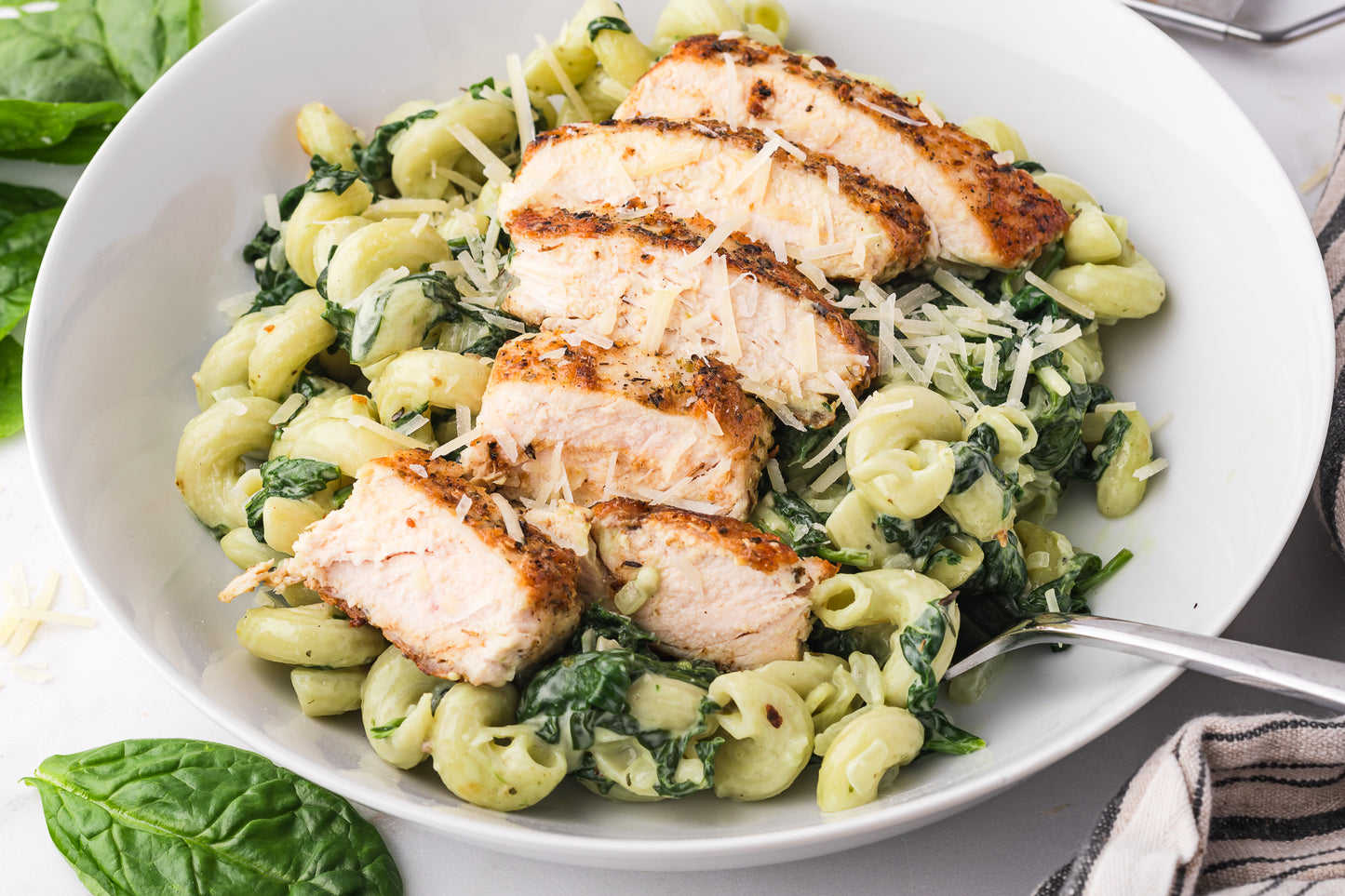 Creamy Spinach Pasta and Chicken