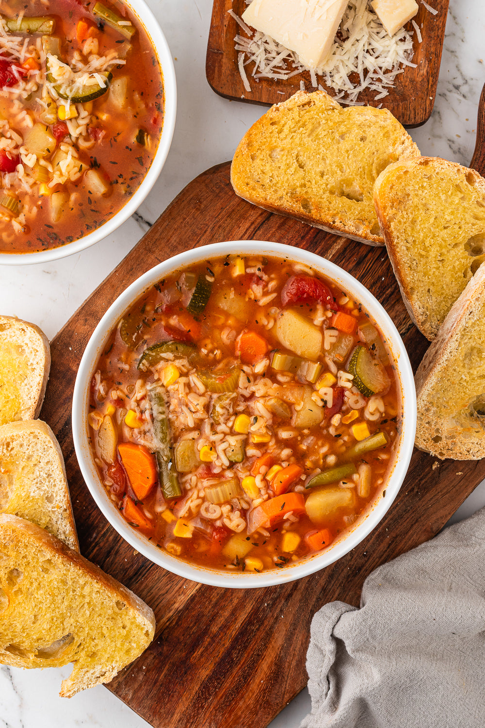Slow Cooker Vegetable Soup